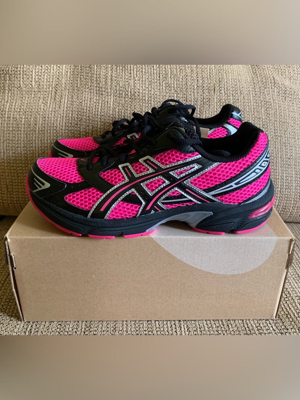 Asics GEL-1130 Sneakers in Pink Glo/Black 1202A536-700 | Women's Size 7.5 NEW
